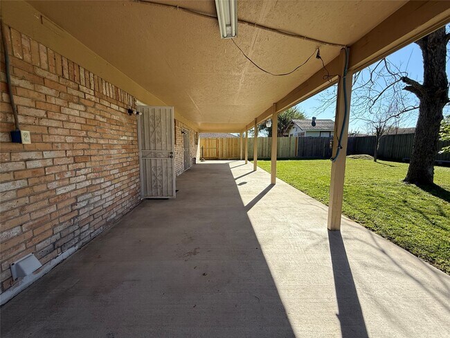 Building Photo - 4114 Connorvale Rd