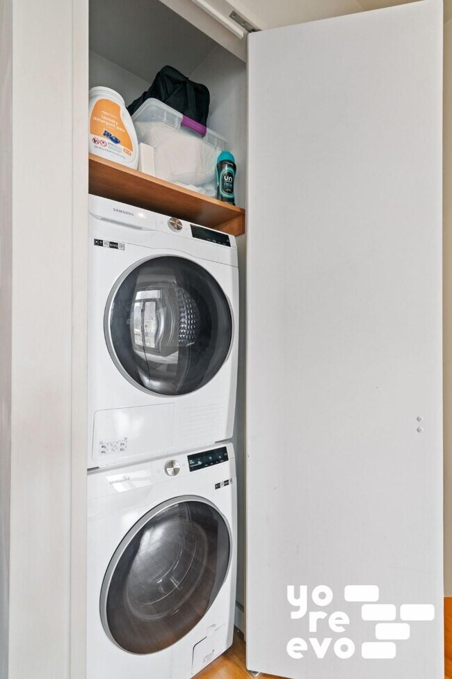 Building Photo - 1 bedroom in BROOKLYN NY 11201