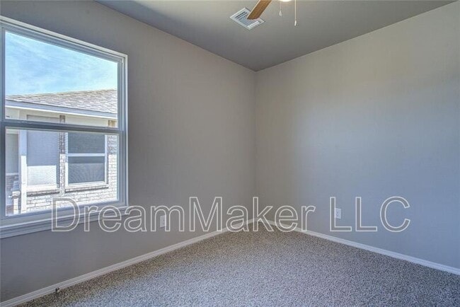 Building Photo - 2329 28th Ter