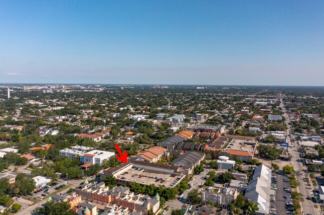 Building Photo - 520 S Armenia Ave