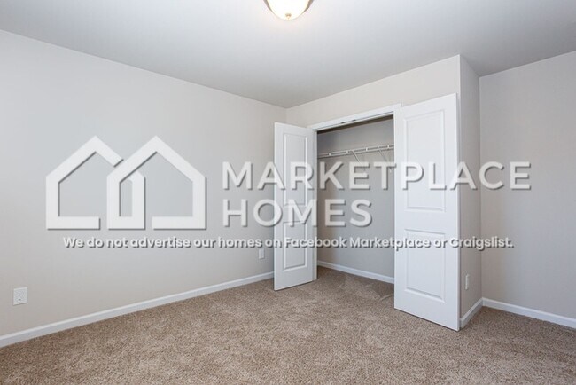 Building Photo - 268 W L Miller Dr