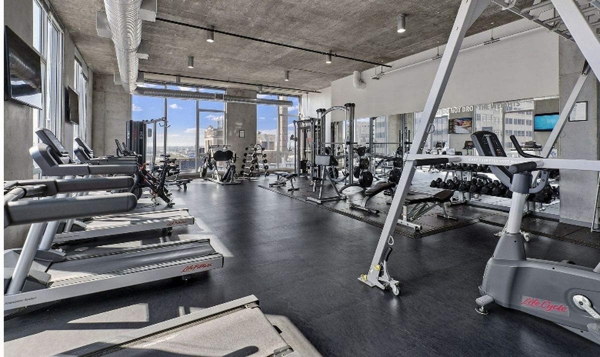 Building Photo - 601 W Jackson Blvd