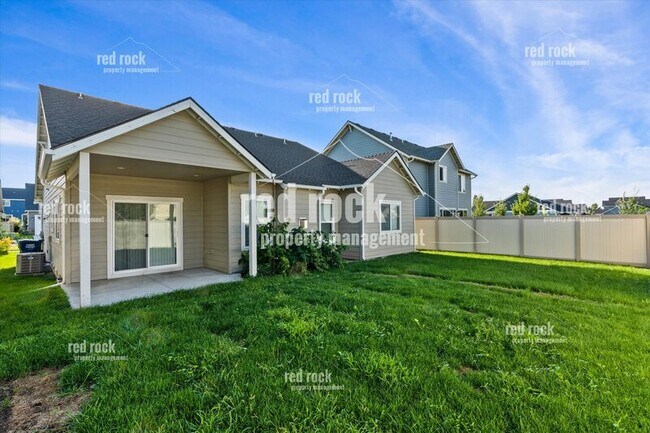 Building Photo - 8013 N Hibiscus Ln