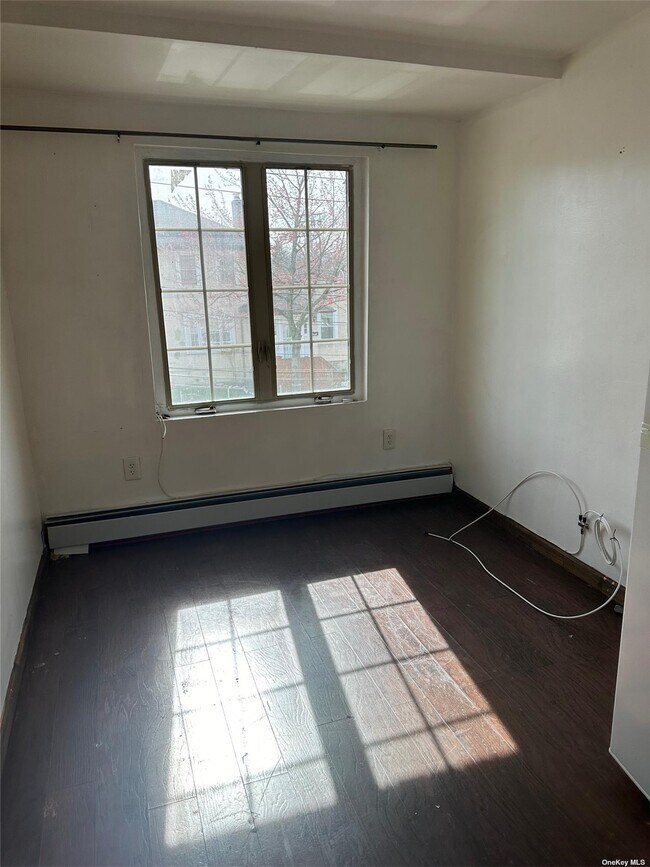 Building Photo - 118-45-180 180th St