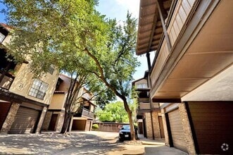Building Photo - 5630 Spring Valley Rd