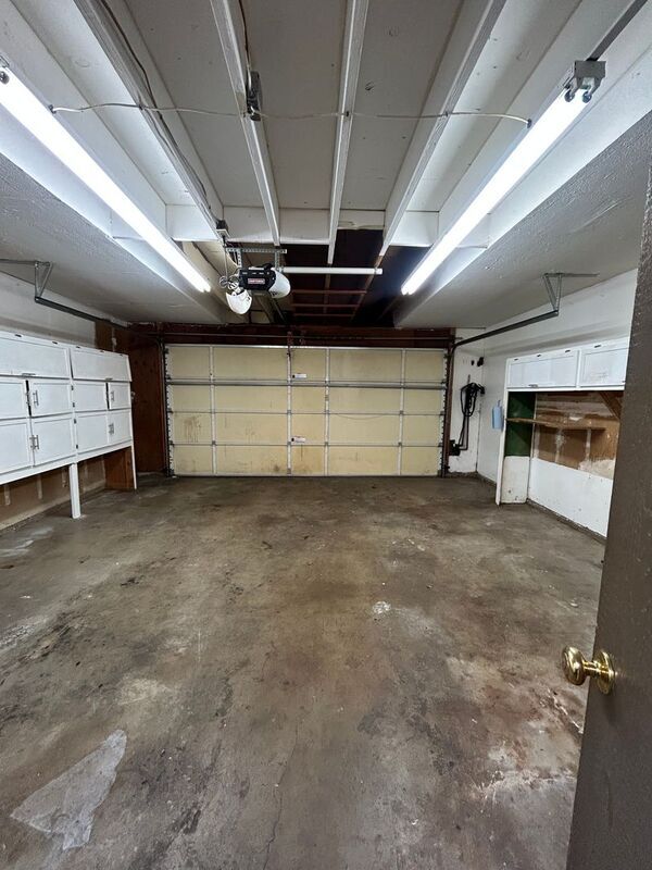 Building Photo - 10546 Kerrigan Ct