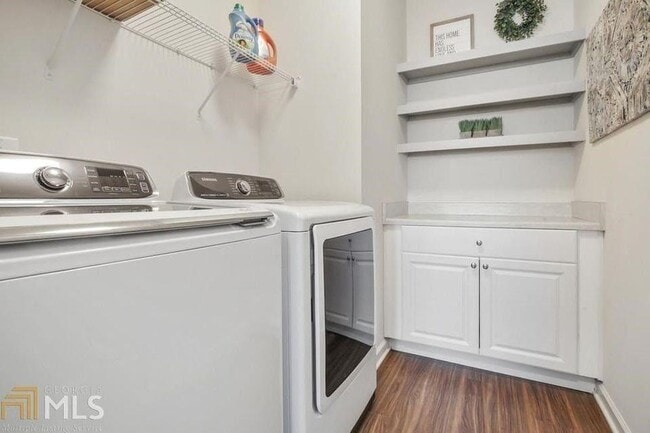 Building Photo - 760 Winton Way