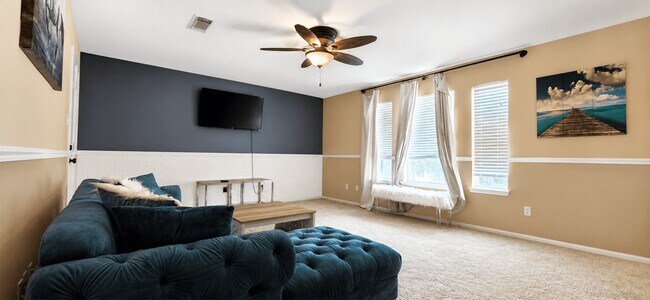Building Photo - 29122 Foxingham Cir