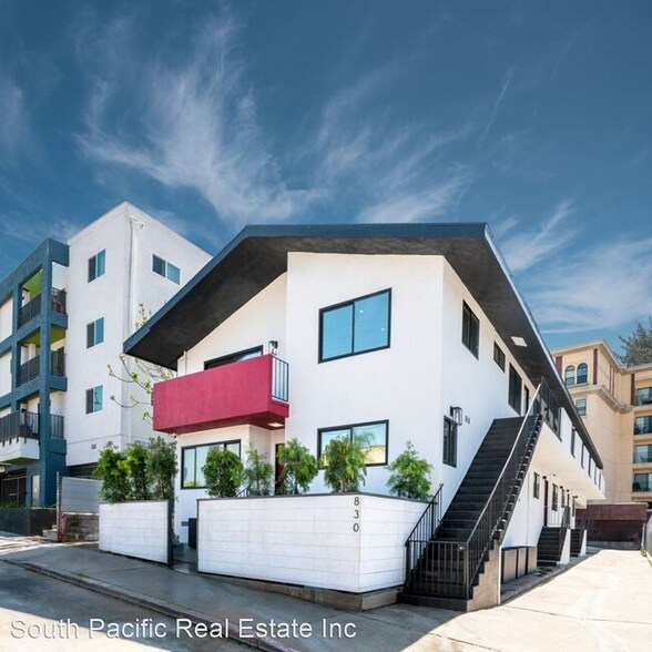 Building Photo - 830 Bartlett St