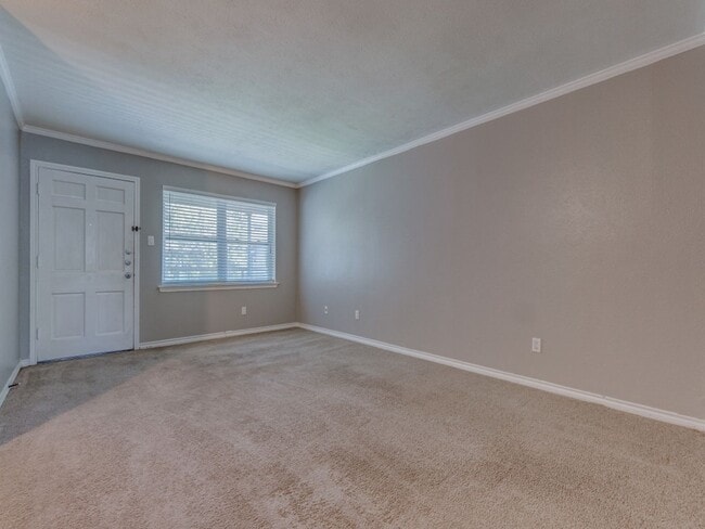Building Photo - Modern 1-Bed Apartment in Inwood & Lemmon ...