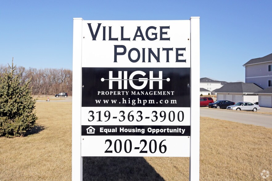 Village Pointe 200 Village Dr Tiffin IA 52340 Apartment Finder
