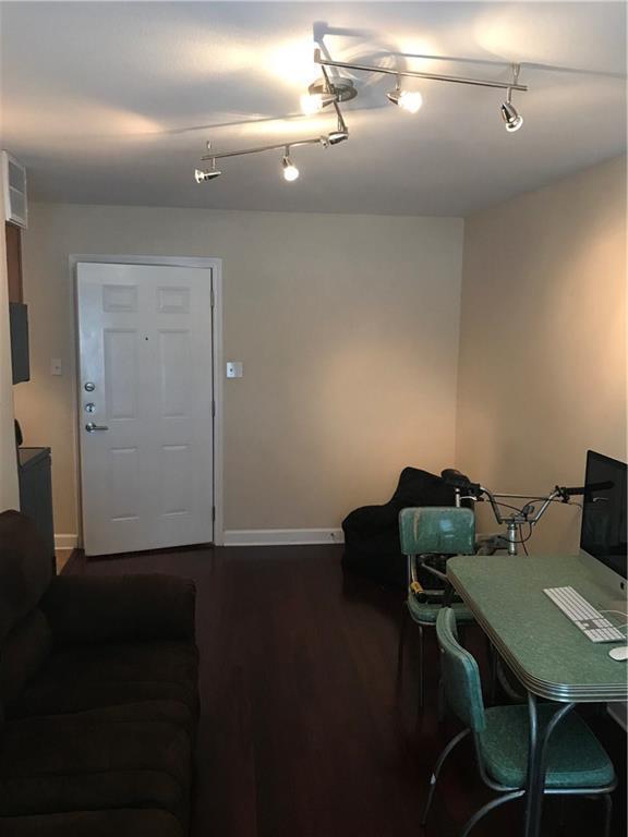 Building Photo - 2020 S Congress Ave