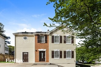 Building Photo - 1717 Bertram Ln SW