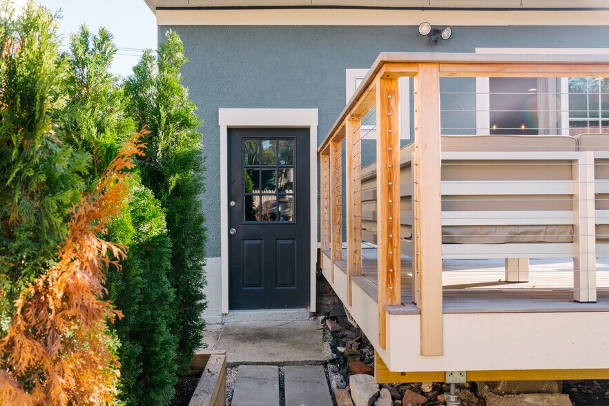 Basement entrance - 80 Maple St