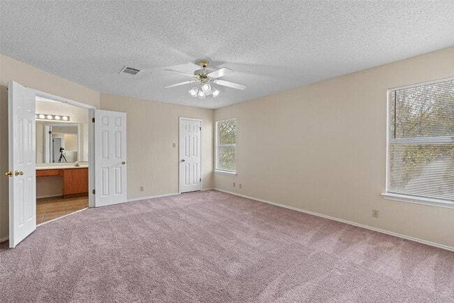 Building Photo - 716 Camp Fire Trail