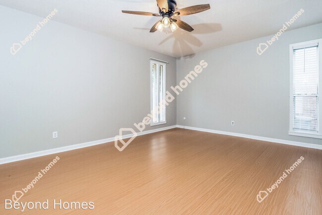 Building Photo - 3 br, 2 bath House - 70 Kingspark