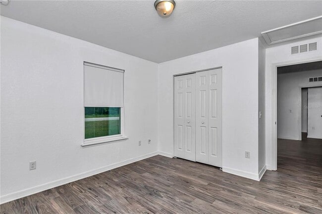 Building Photo - 5936 NW 56th Pl