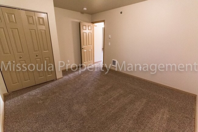 Building Photo - 3810 Mullan Rd