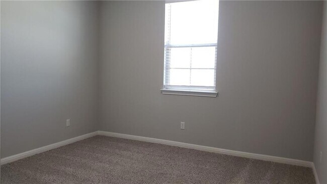 Building Photo - 1508 Whippletree Trl