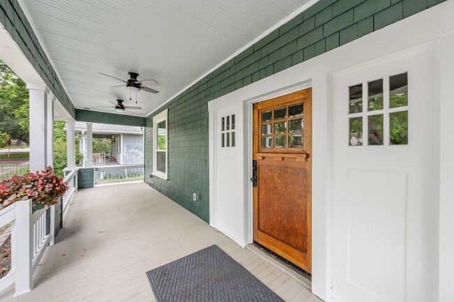Building Photo - Charming 3 Bed / 2 Bath Single-Family Home with Detached 2-Car Garage in Temple ISD