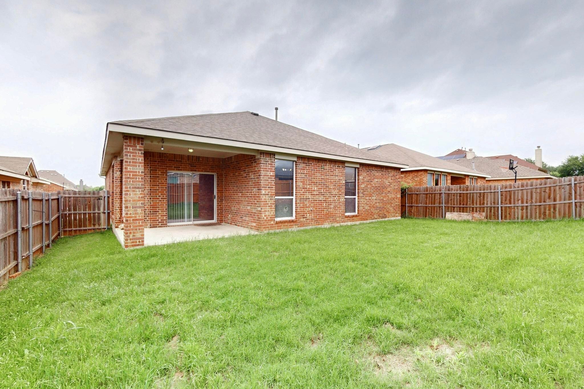 Building Photo - 9533 Willow Branch Way