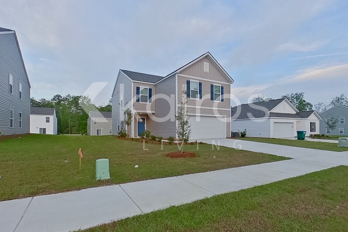 Building Photo - 130 Inez Ave