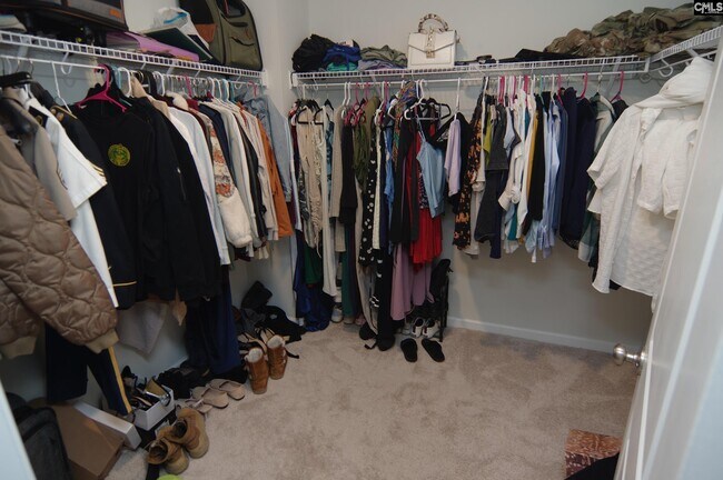 Building Photo - 626 Wooster Dr