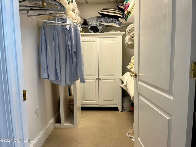 Building Photo - 700 Ocean Ave N