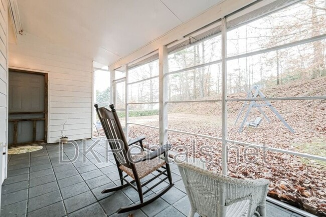 Building Photo - 2969 Meadow Church Rd