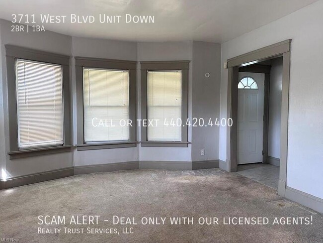 Building Photo - Comfy and cozy 2 bed 1 bath lower unit wit...