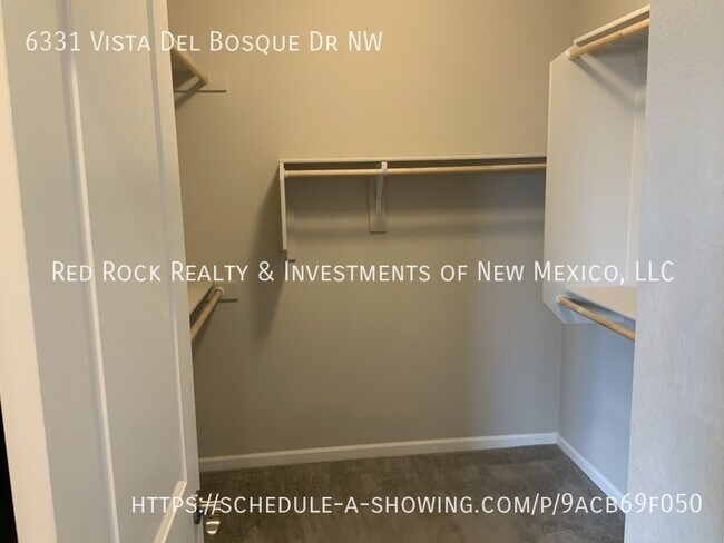 Building Photo - 6331 Vista del Bosque Dr