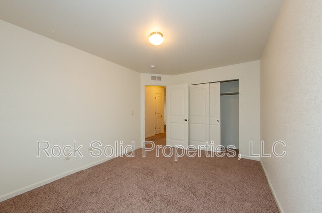 Building Photo - 6520 Painted Rock Trl