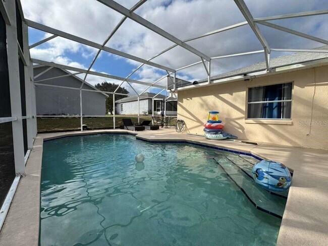 Building Photo - 50989 US-27