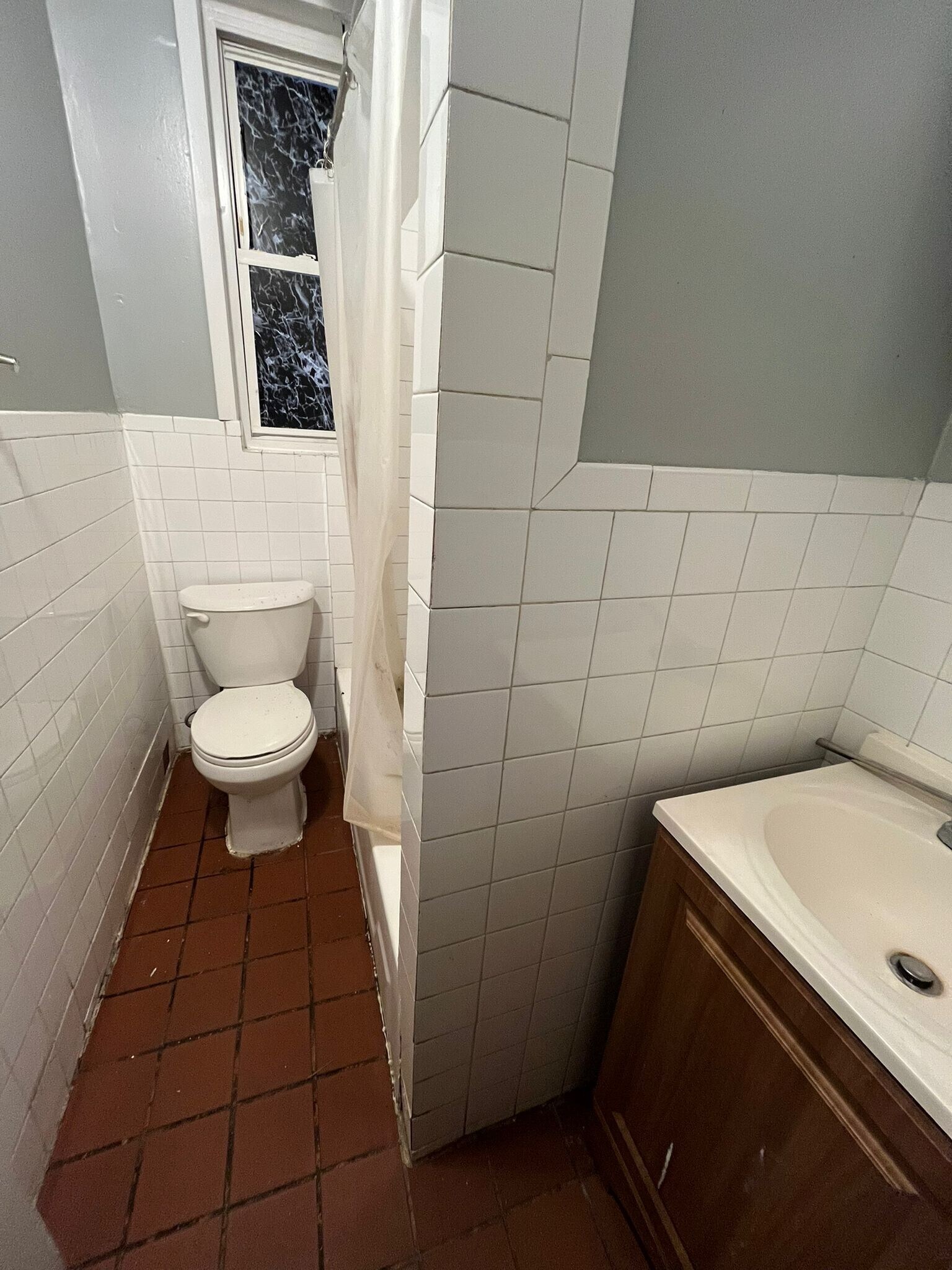 Building Photo - 40 Grant Ave