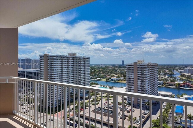 Building Photo - 1950 S Ocean Dr