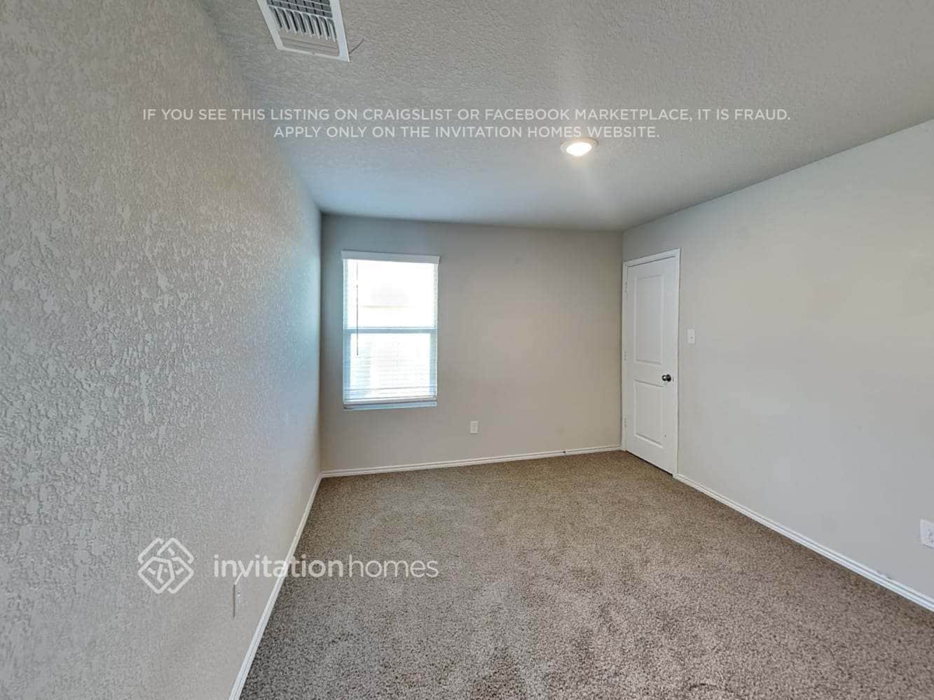 Building Photo - 7206 Avila Vis