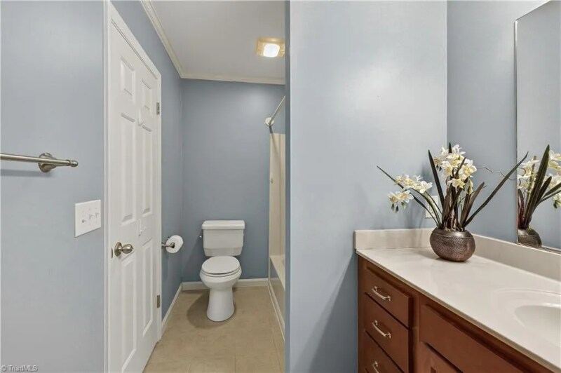 Building Photo - 3041 Forest Line Dr