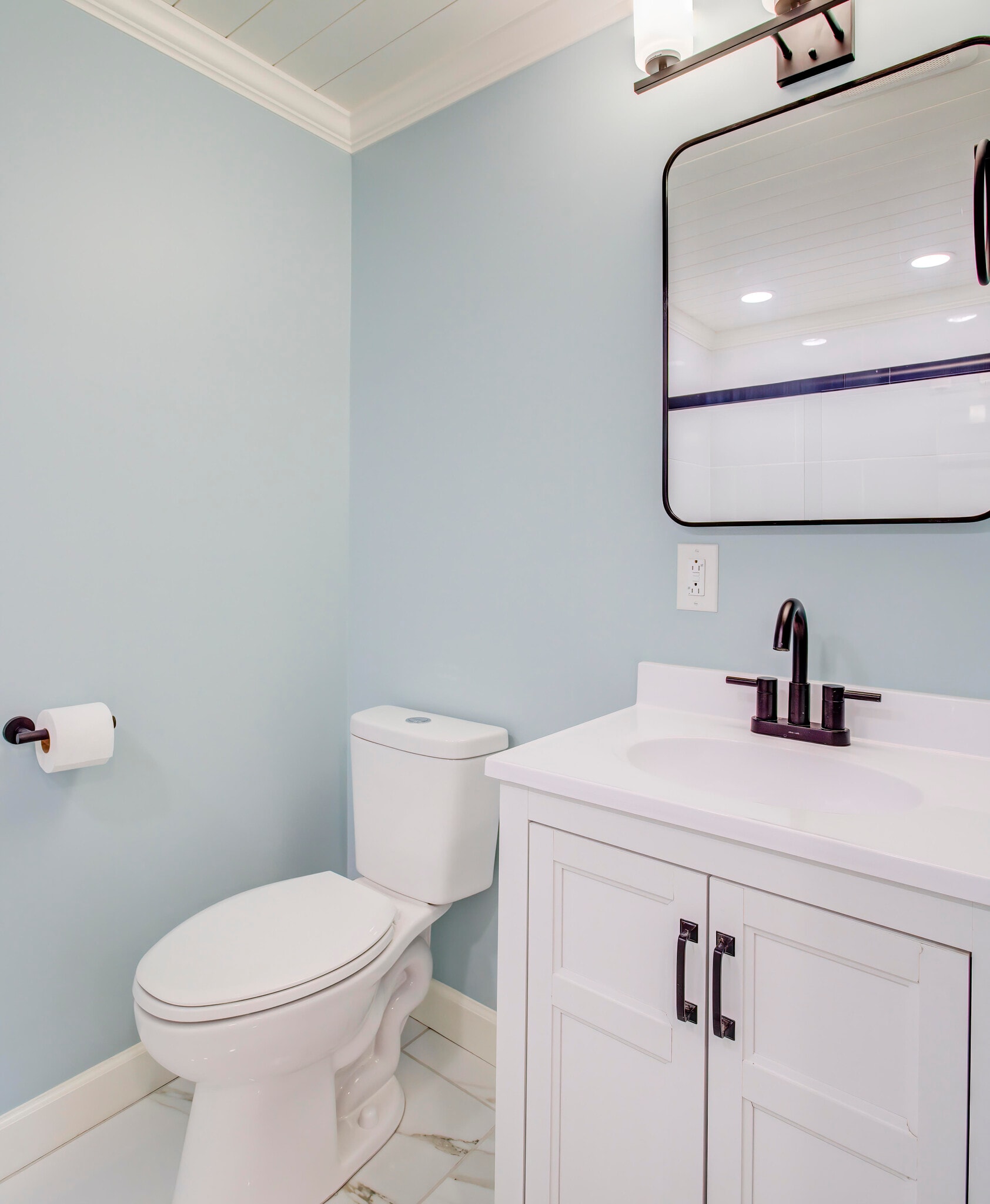Half Bath in the hallway - 288 Beaver Rd