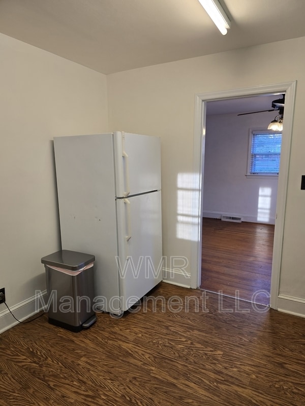 Building Photo - 4120 Leeds Dr