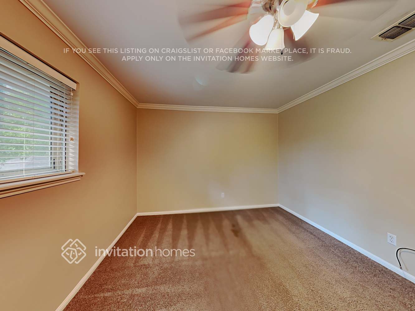 Building Photo - 1406 Saddlecreek Dr