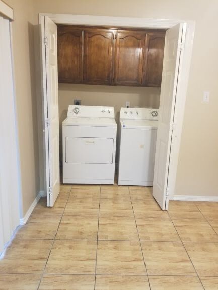 Building Photo - 1824 Tierra Dulce Dr