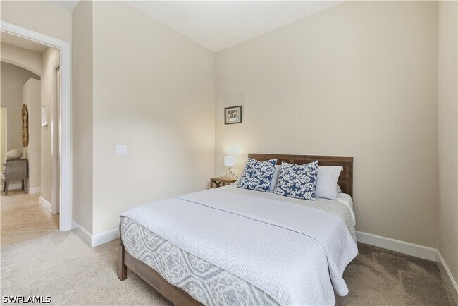 Building Photo - 7932 Princeton Dr