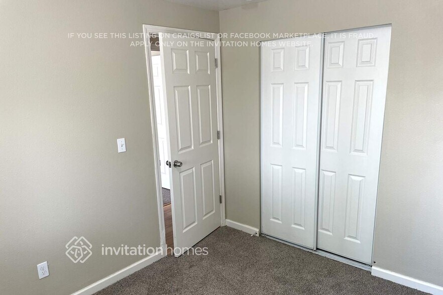 Building Photo - 16616 155th St SE