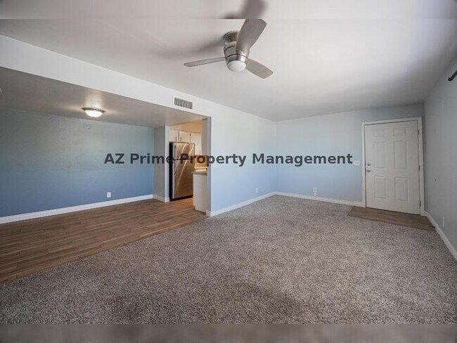 Building Photo - 4708 E Portland St