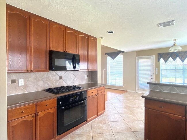 Building Photo - 1703 Berkoff Dr