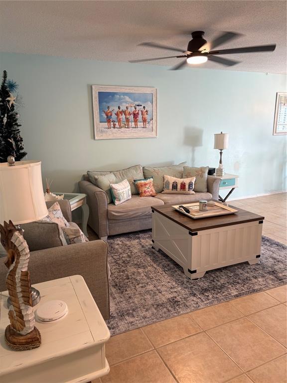 Building Photo - 14531 Walsingham Rd