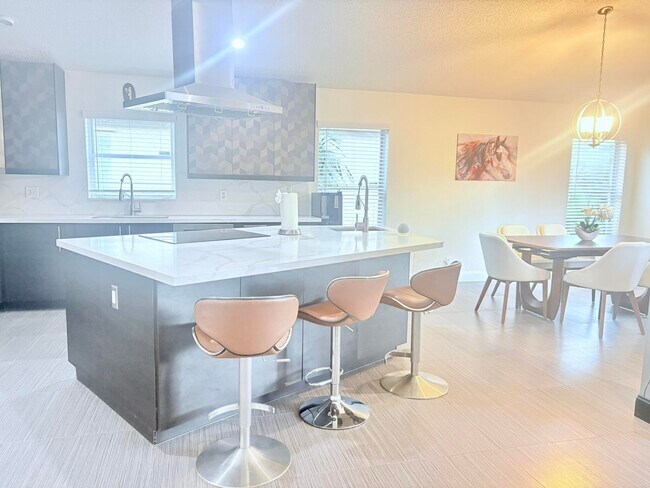 Building Photo - 1504 Lake Breeze Dr
