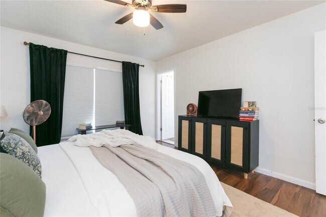 Building Photo - 1612 Berkshire Dr