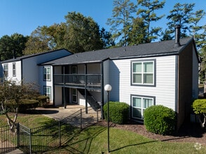 Building Photo - Parkhaven Apartments