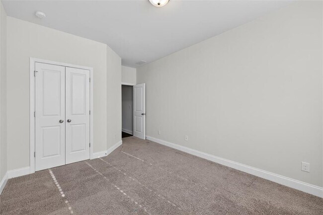 Building Photo - 3861 Heirloom Loop Ct NE